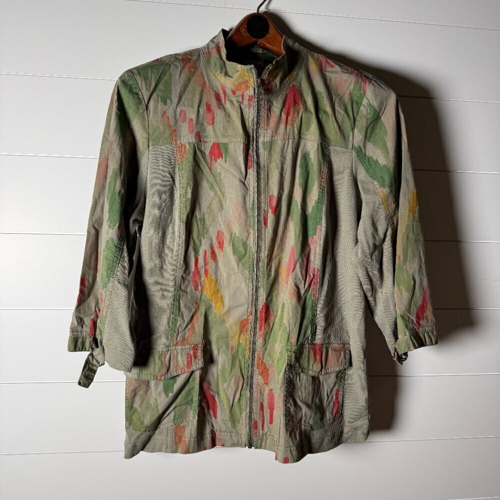 Chico's Zenergy Full Zip 3/4 Sleeve Light Jacket Khaki Green Floral Size 2
